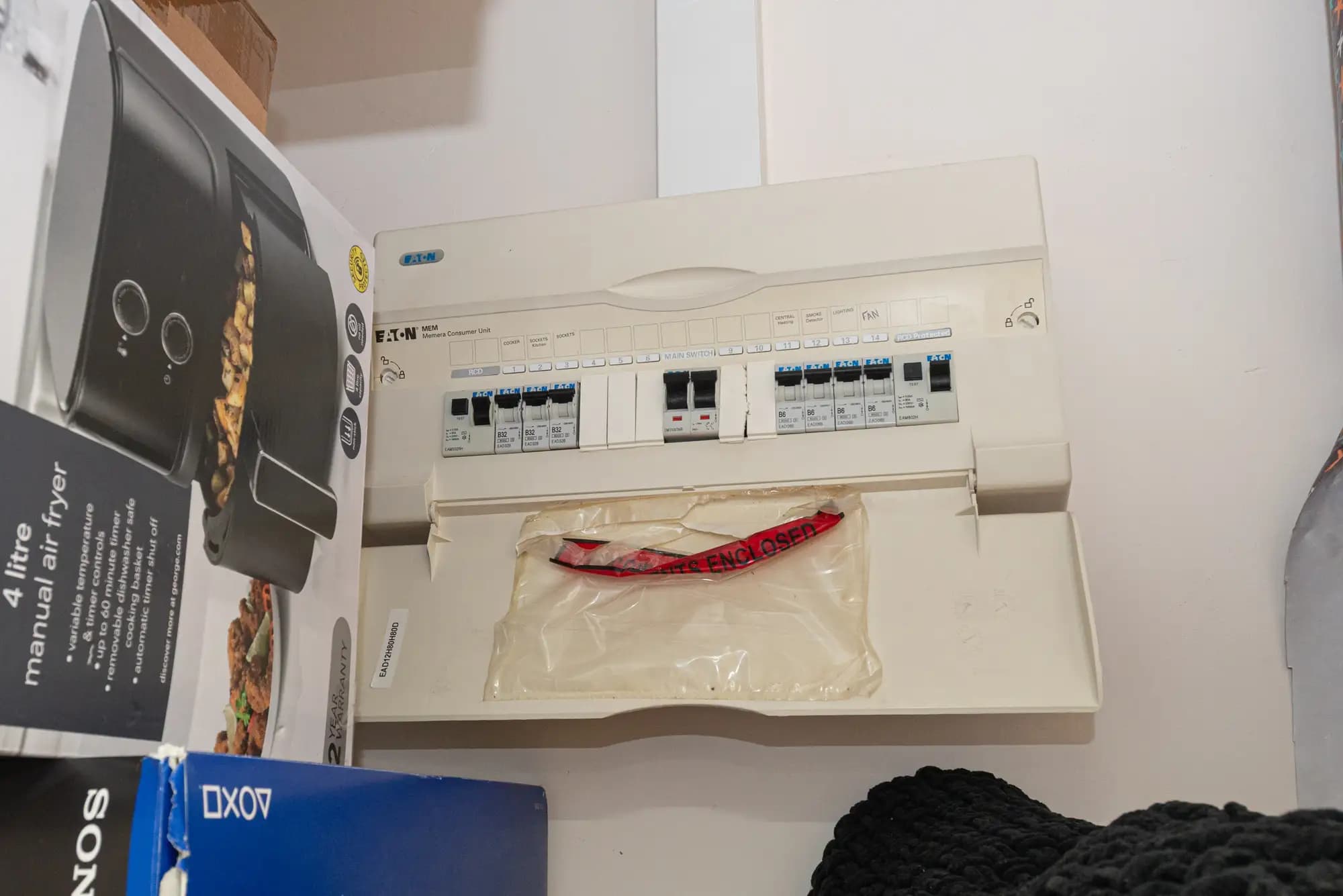 property photo 23 of 28