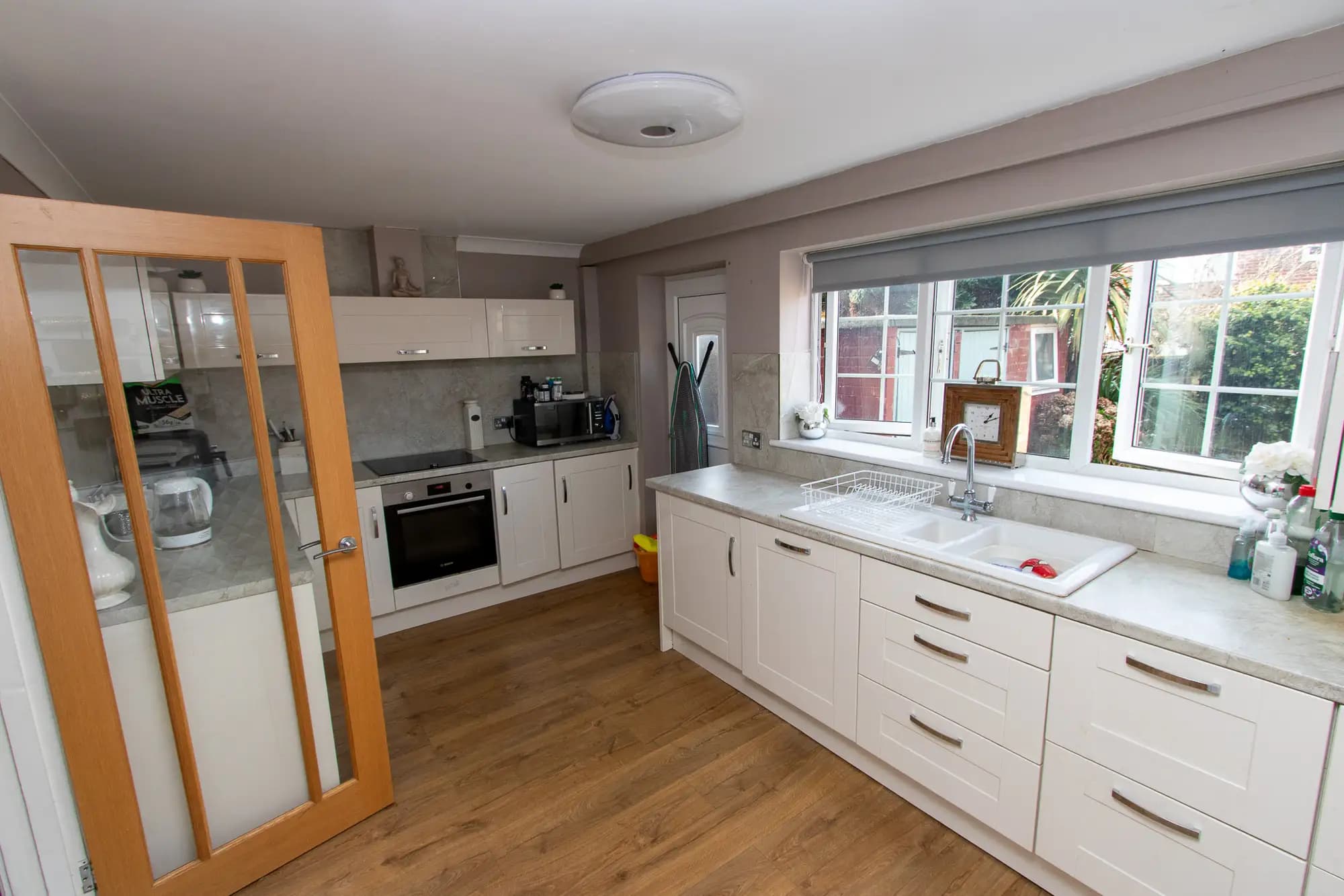 property photo 6 of 16