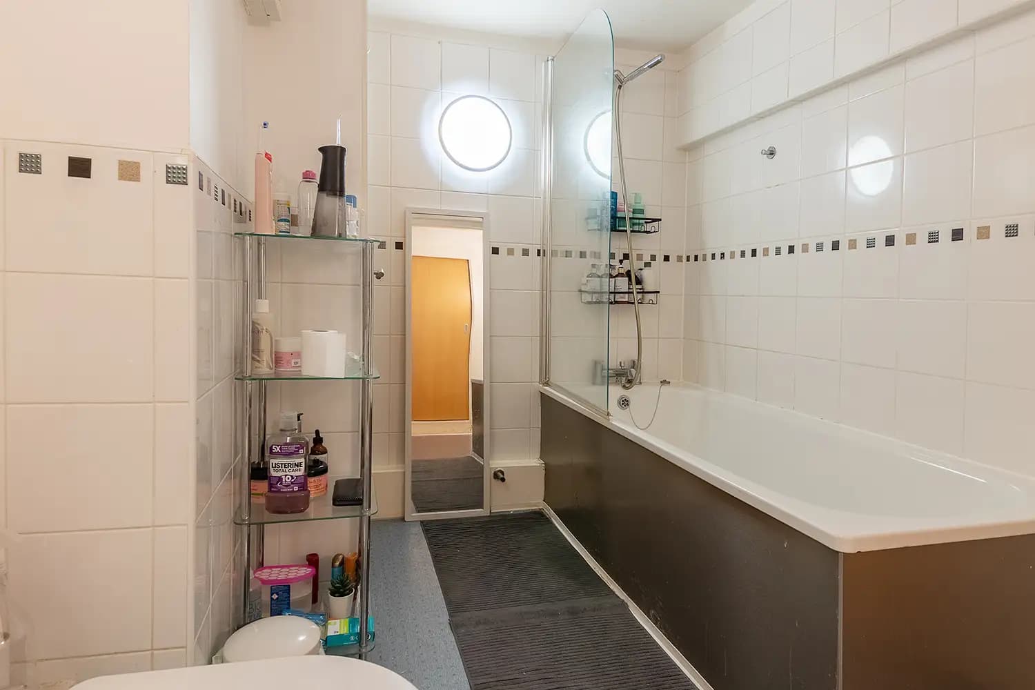 property photo 9 of 21