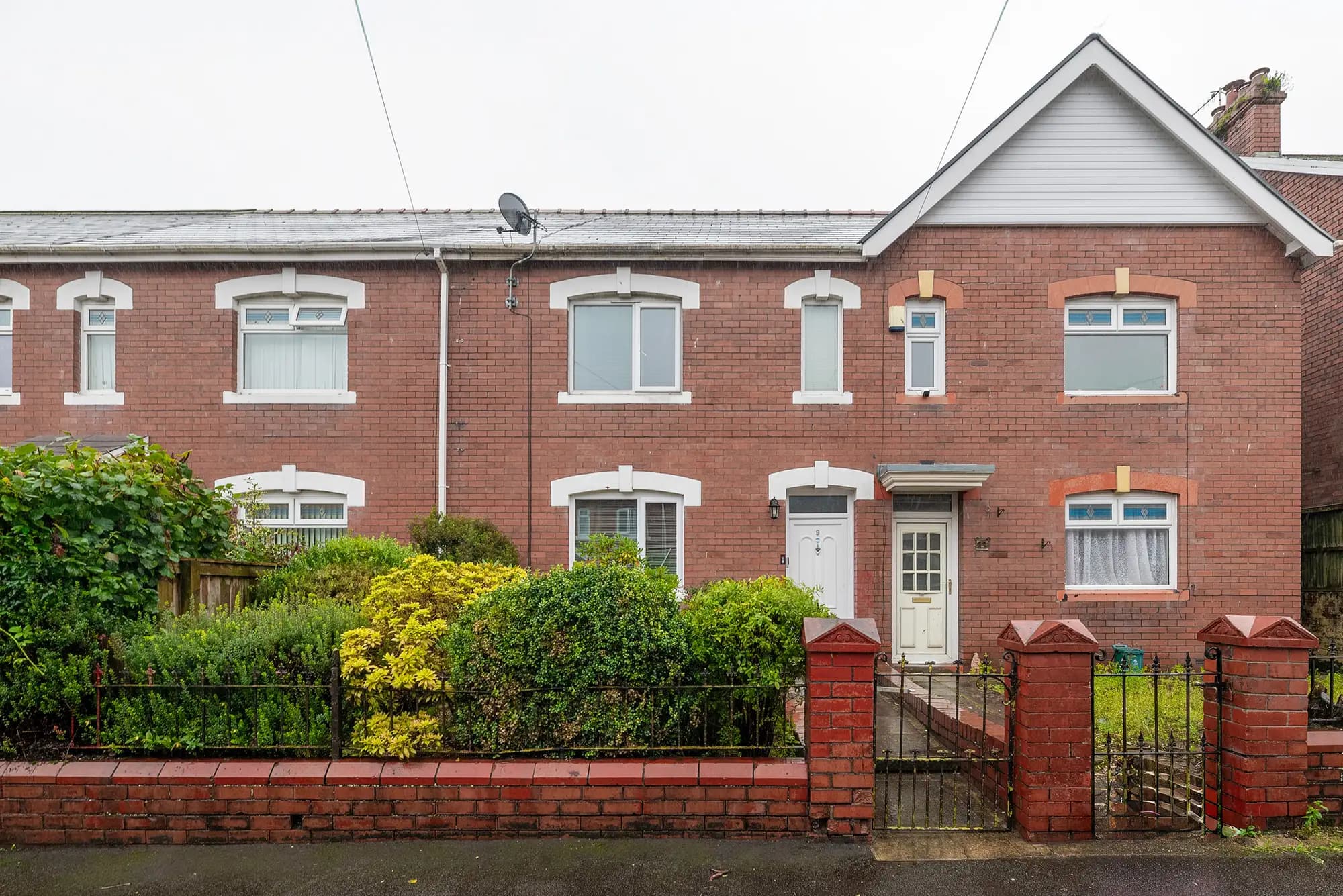 property photo 1 of 32