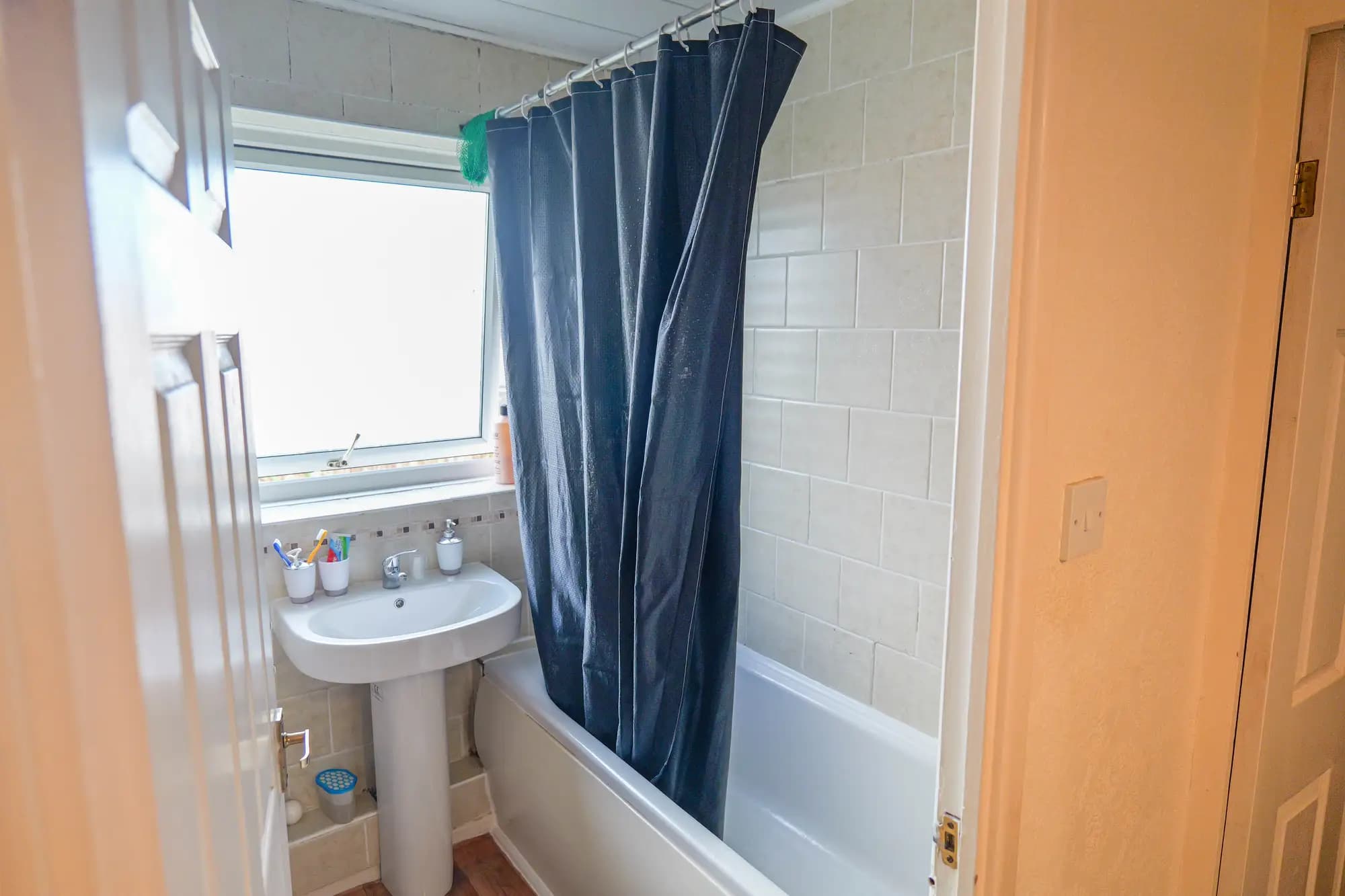 property photo 11 of 31