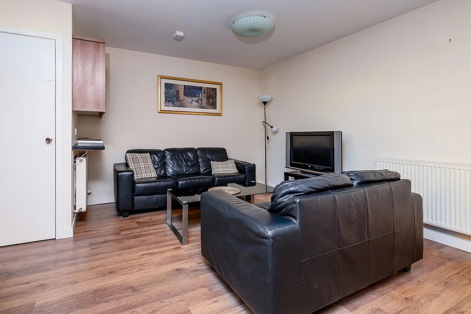property photo 3 of 23