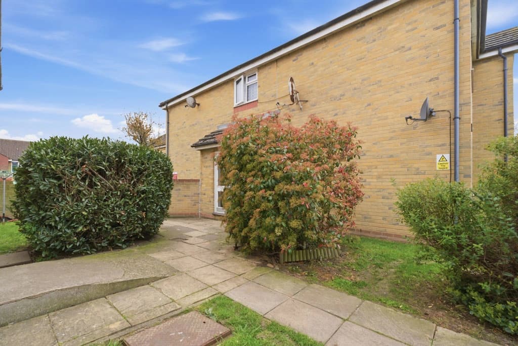 property photo 11 of 11