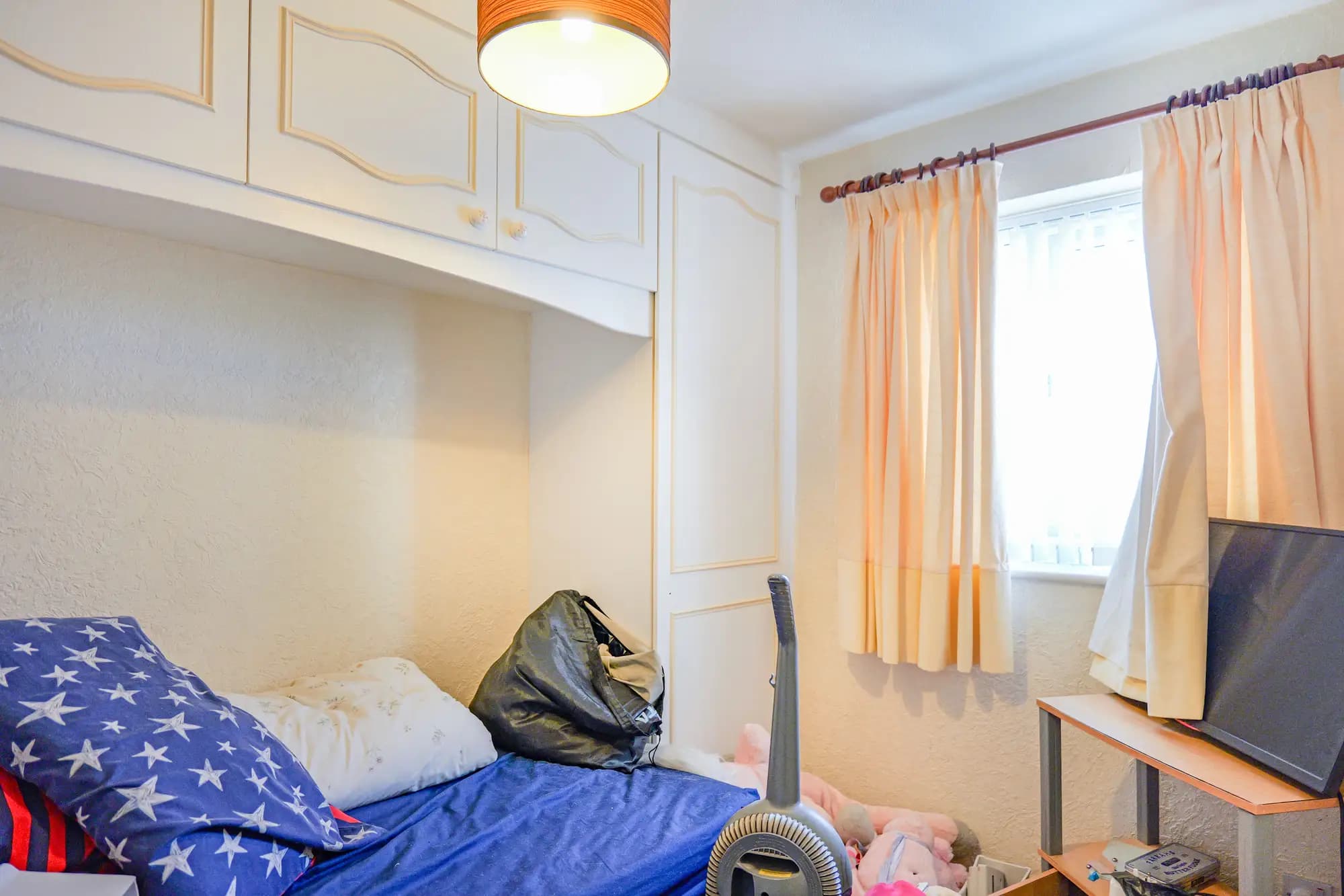 property photo 10 of 15