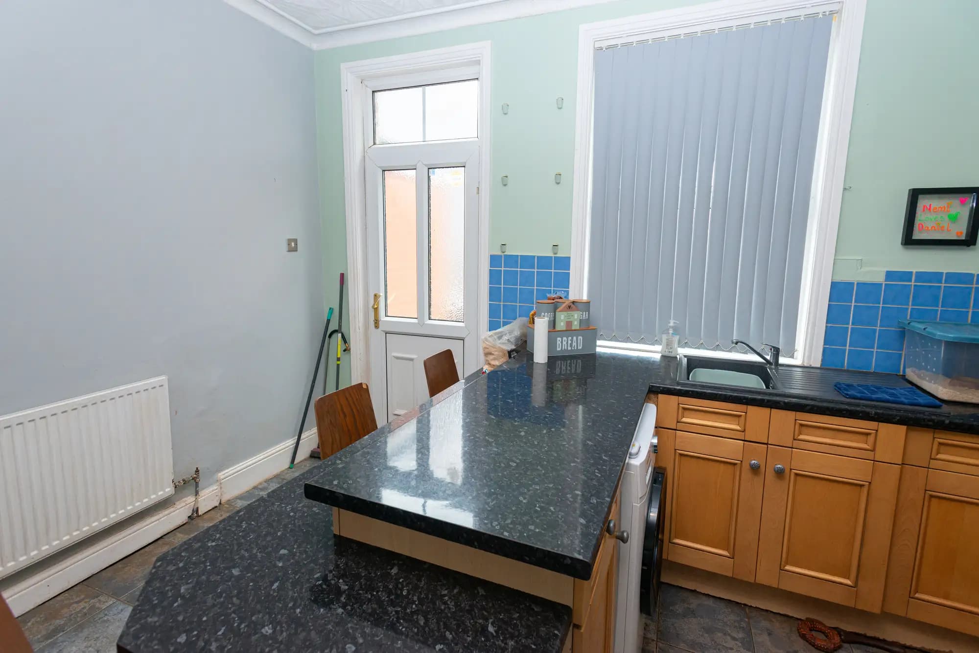 property photo 6 of 24
