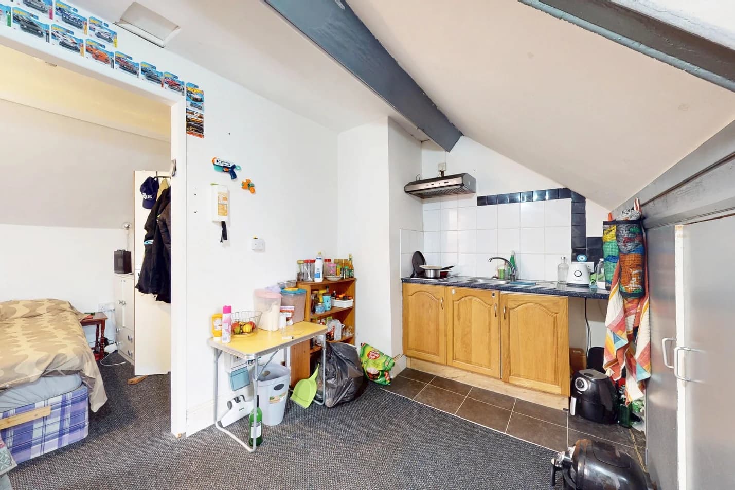 property photo 7 of 49