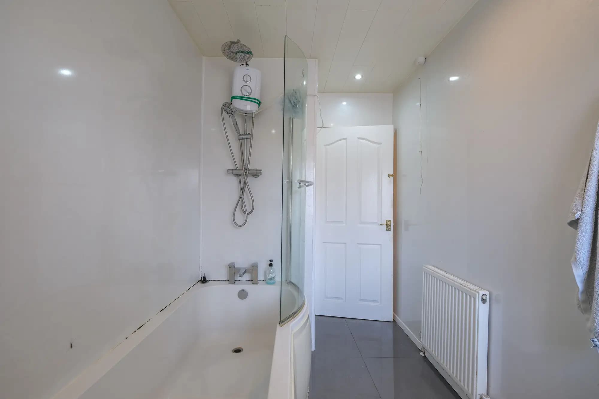 property photo 10 of 22