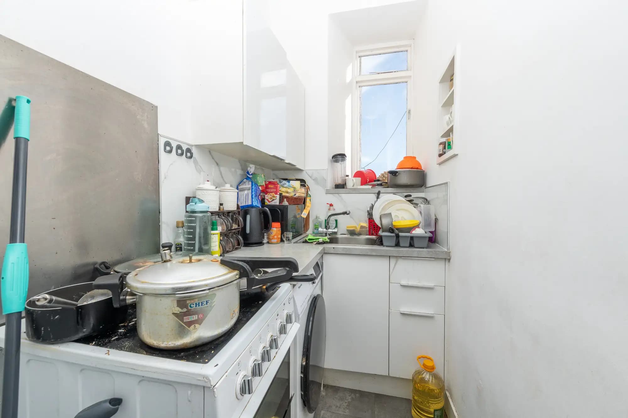 property photo 13 of 42