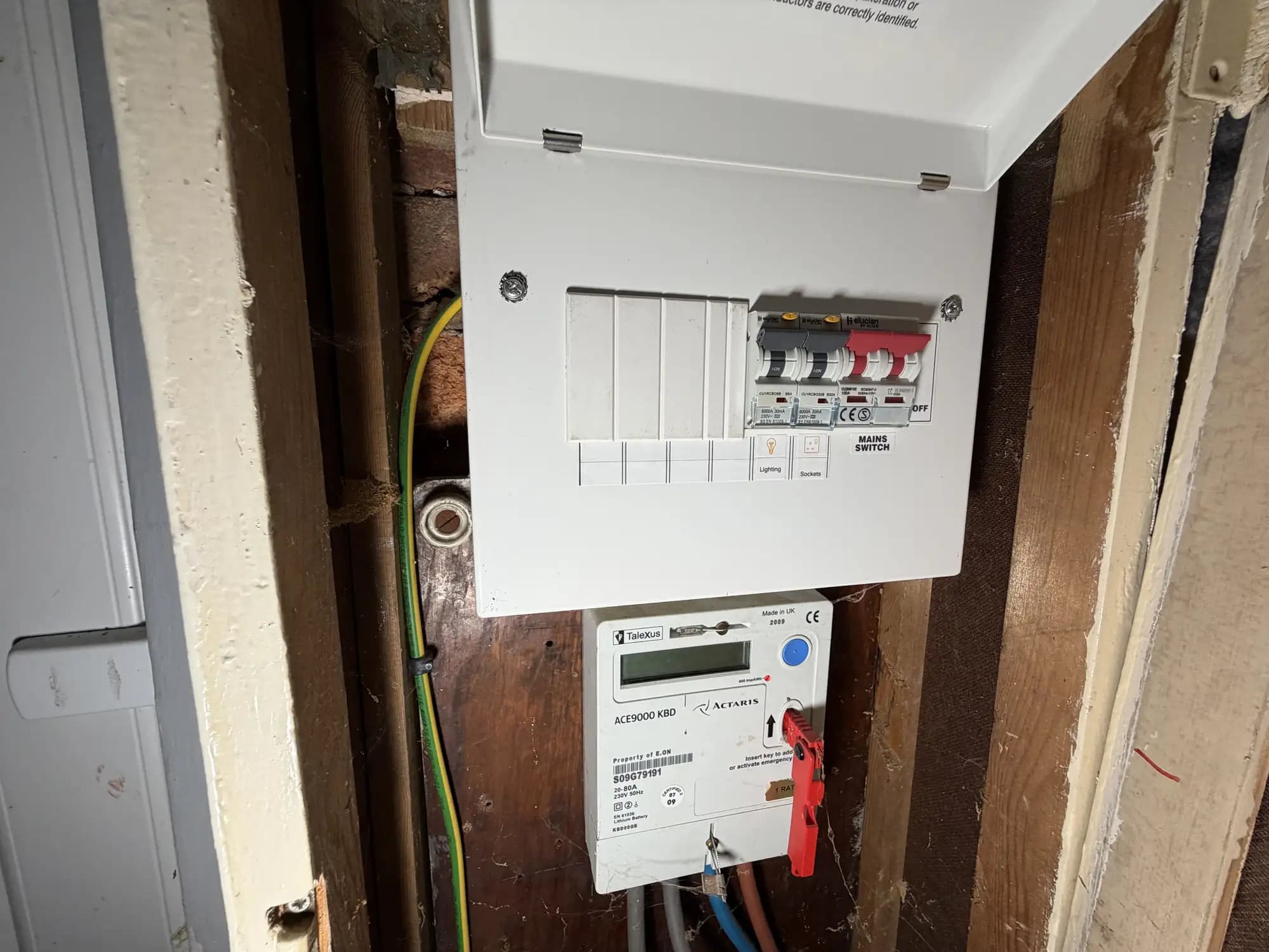 property photo 14 of 18