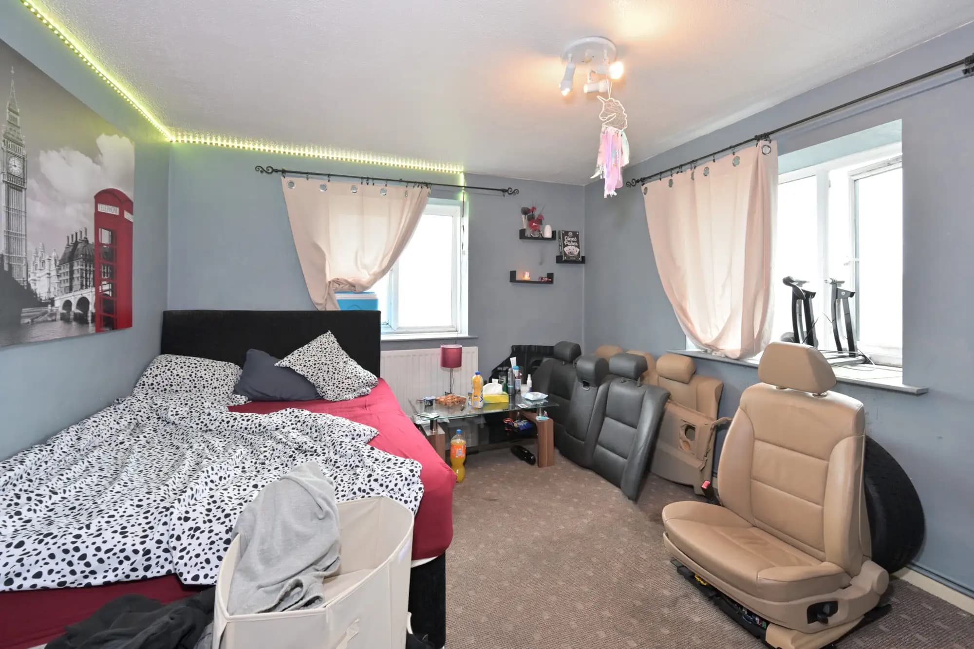 property photo 11 of 20