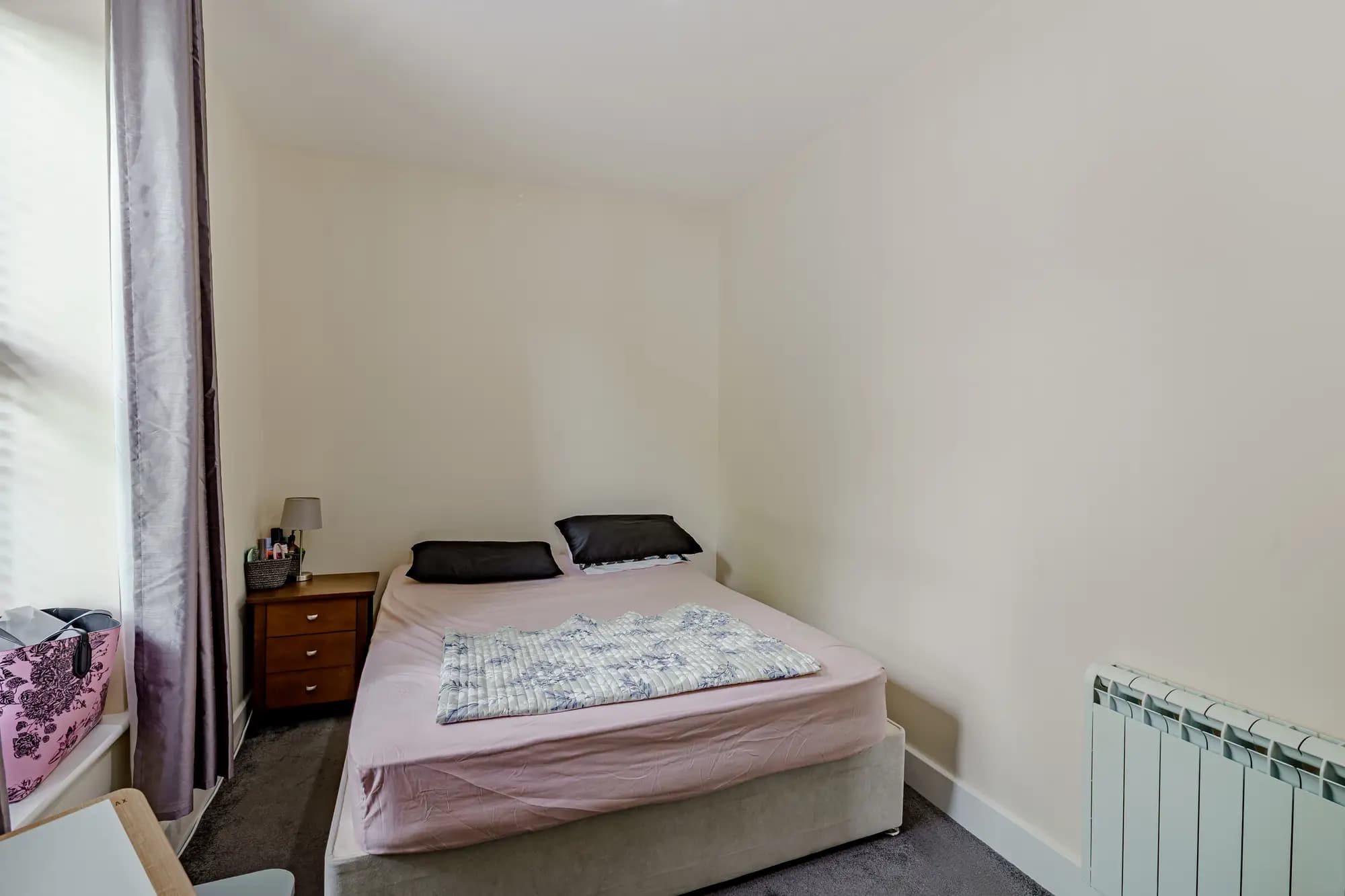 property photo 7 of 20