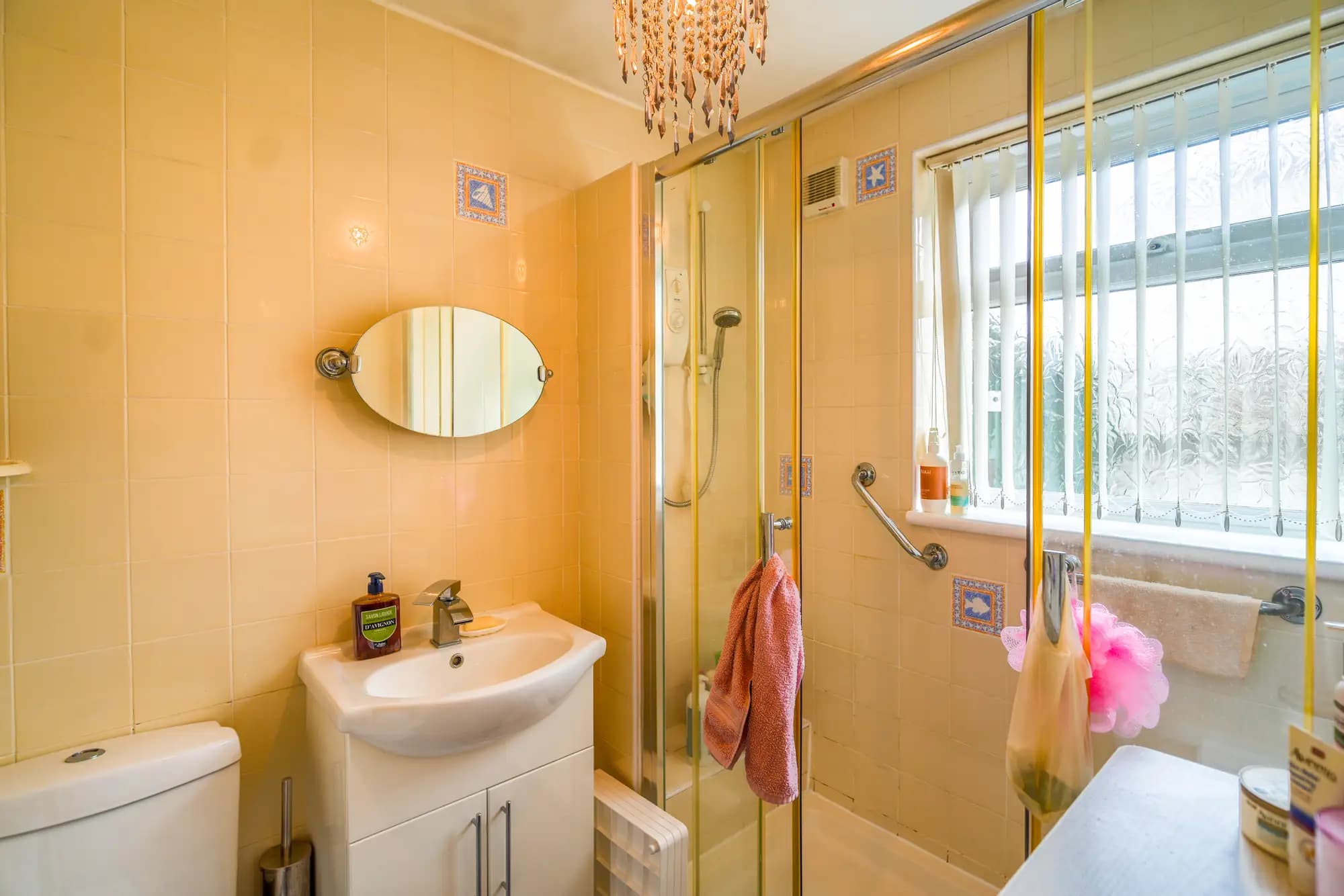 property photo 9 of 16