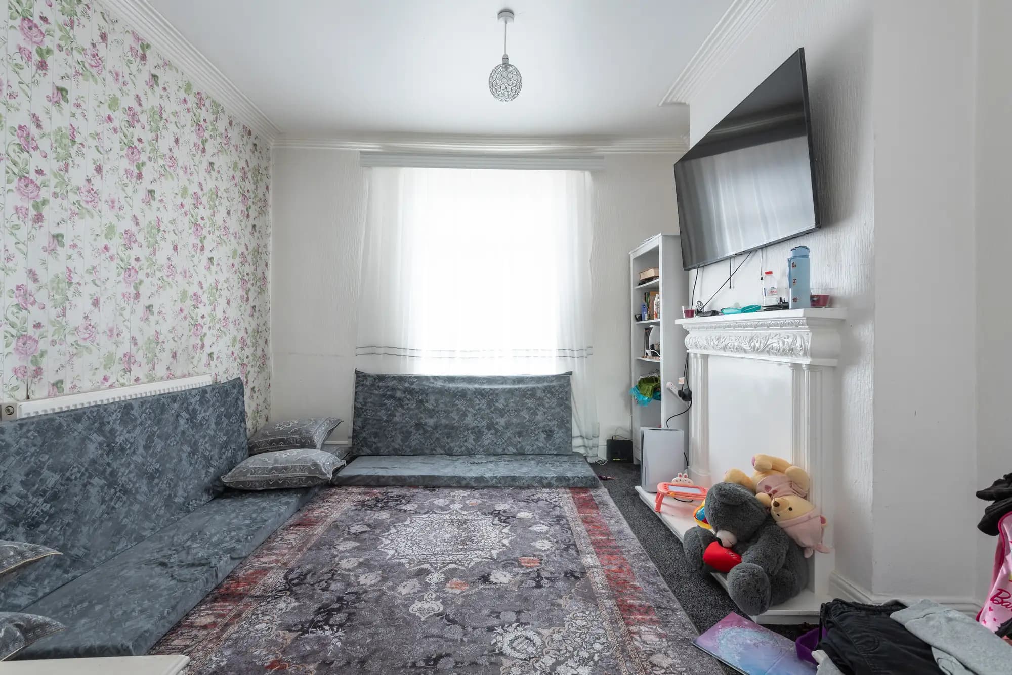 property photo 2 of 22