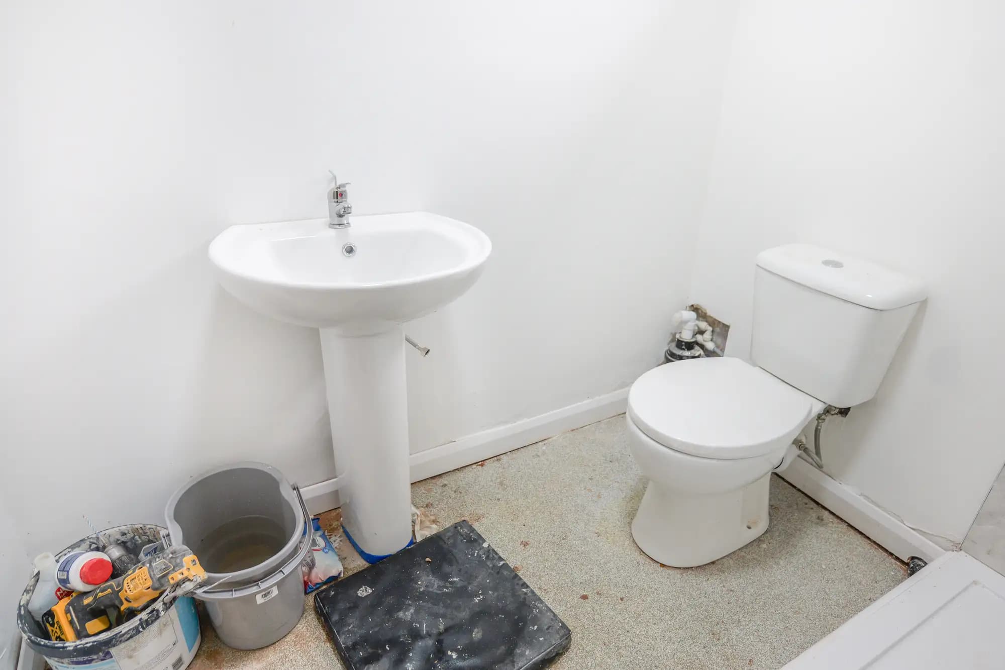 property photo 13 of 30