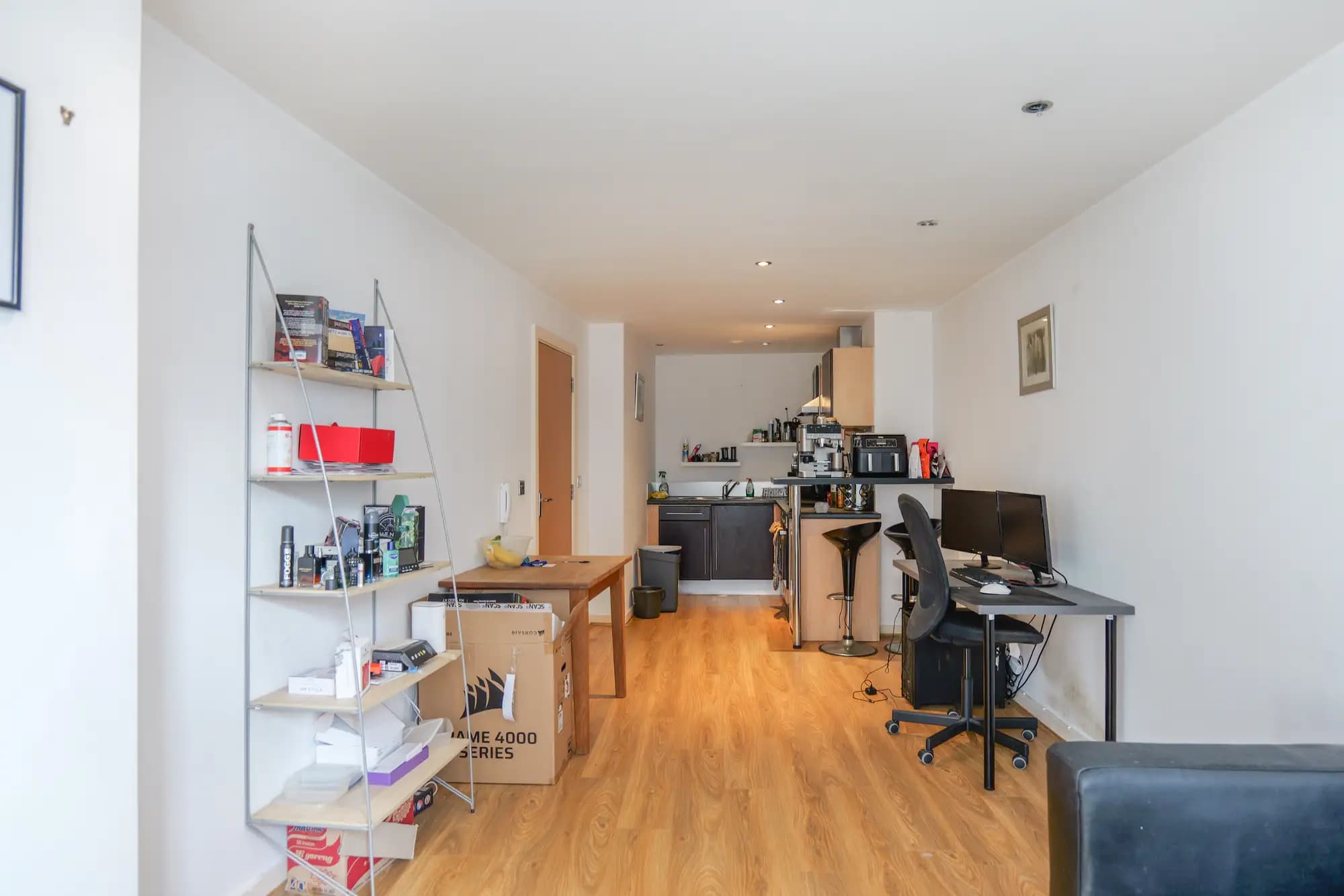 property photo 4 of 24