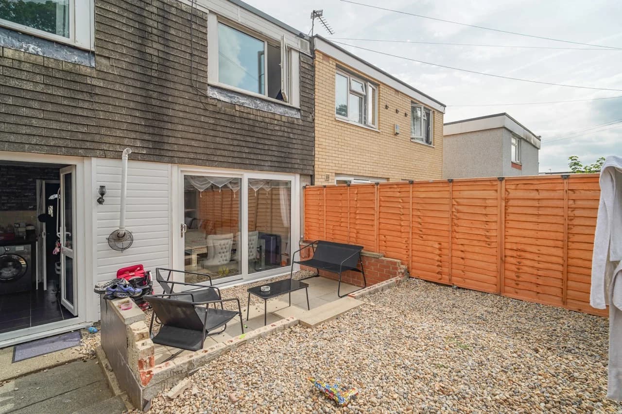 property photo 17 of 17