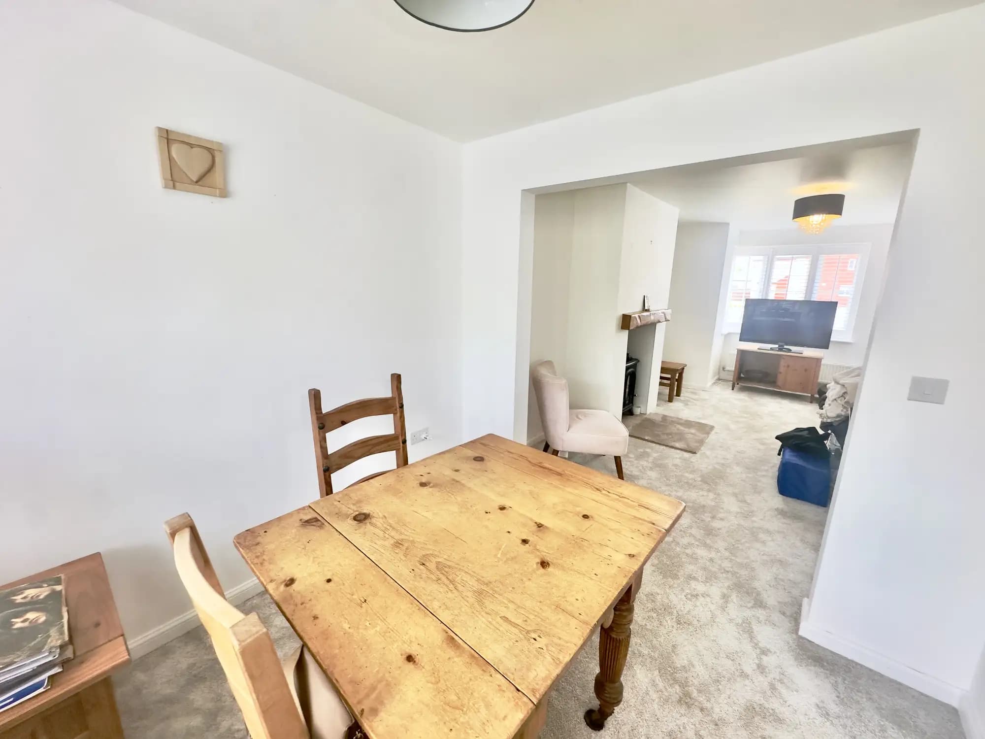property photo 6 of 40