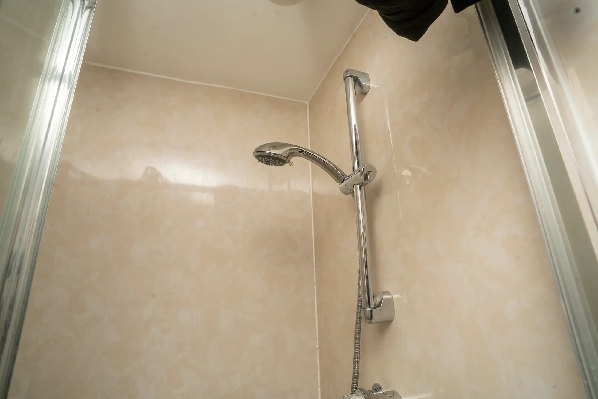property photo 8 of 13