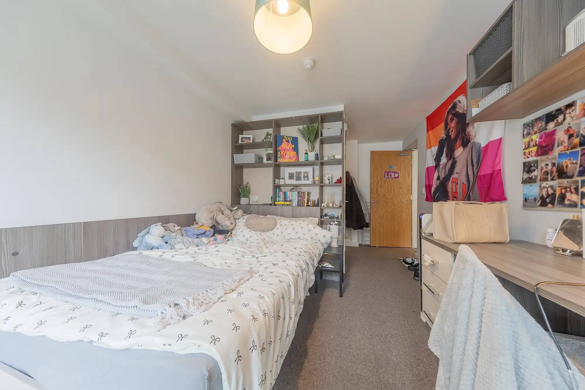 property photo 12 of 44